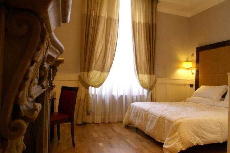 939 Hotell