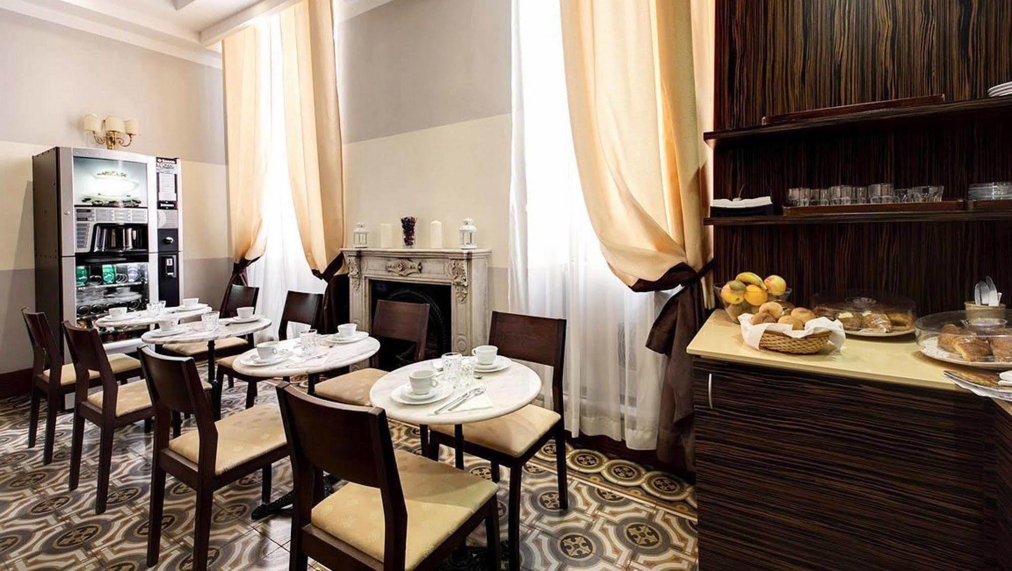 Hotell 939 3*