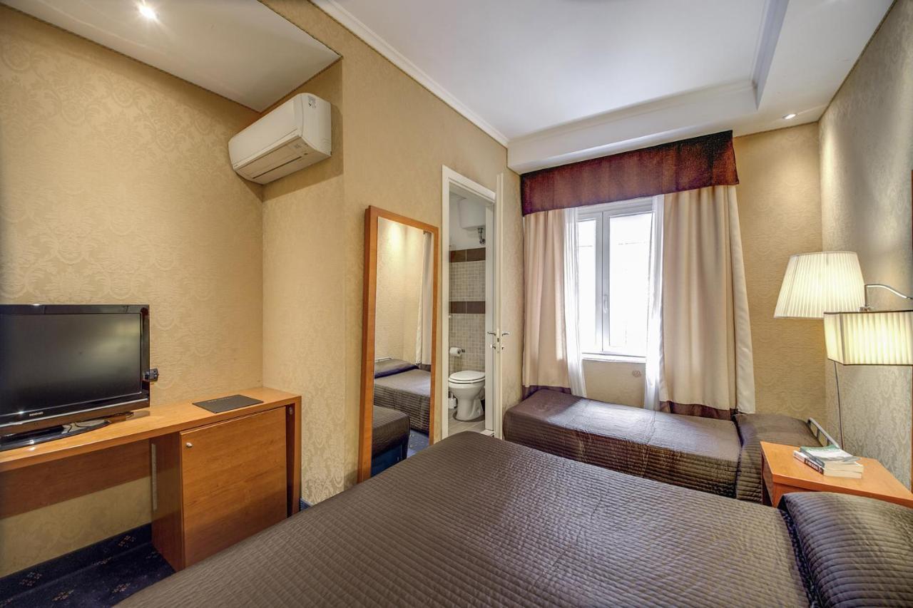 939 Hotell 3*